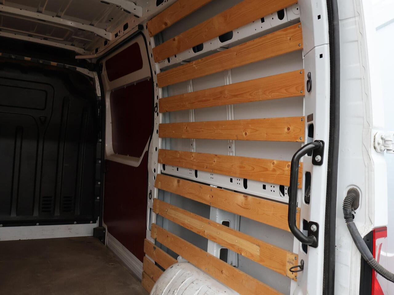 Renault MASTER T35 2.3 dCi 150 L2H2 150 PK ENERGY COMFORT + DAB | CARPLAY | CAMERA | TREKHAAK 2500 KG