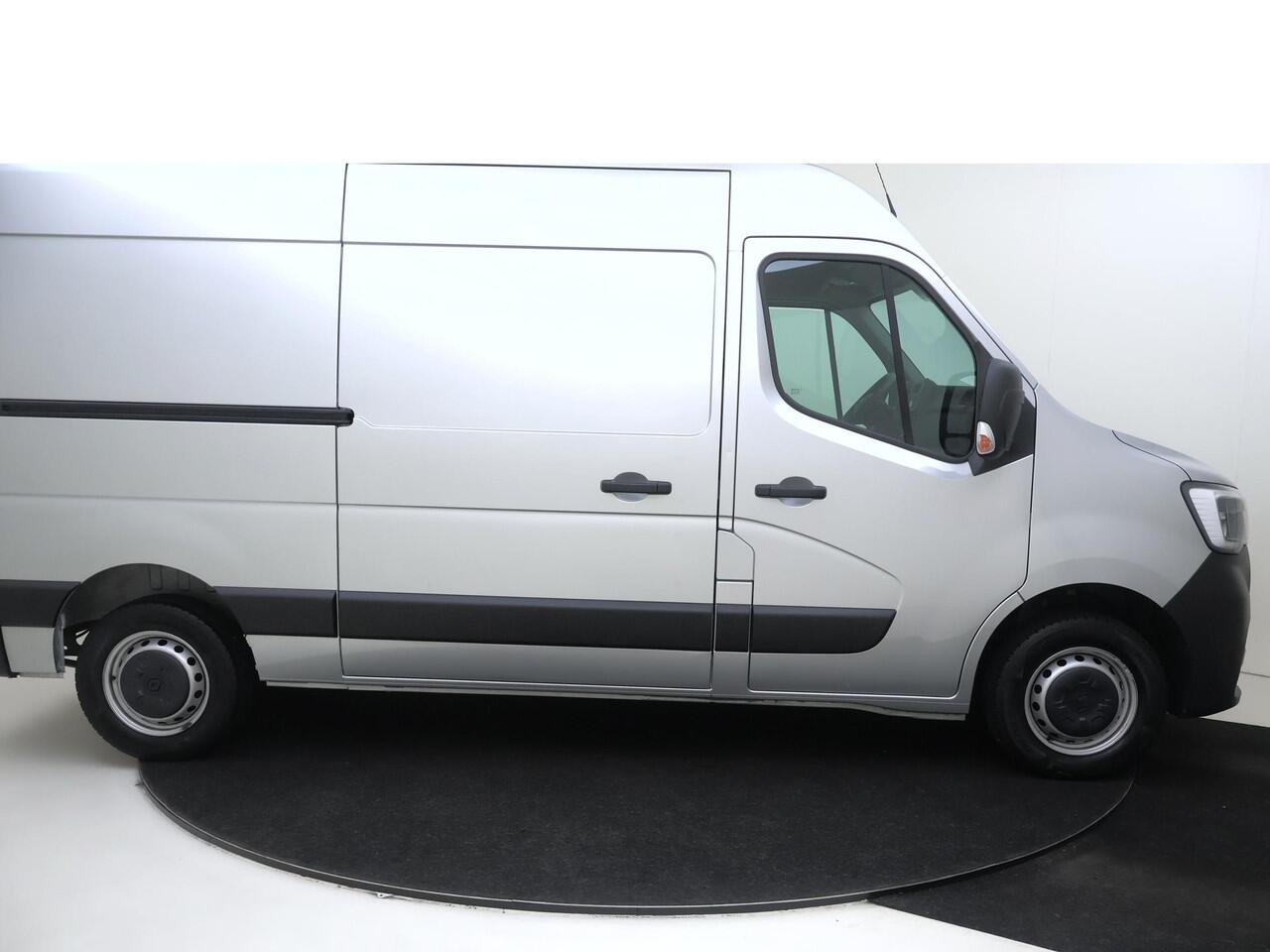 Renault MASTER T35 2.3 dCi 135 L2H2 Comfort airco | parkeersensor achter | zijschuifdeur rechts |