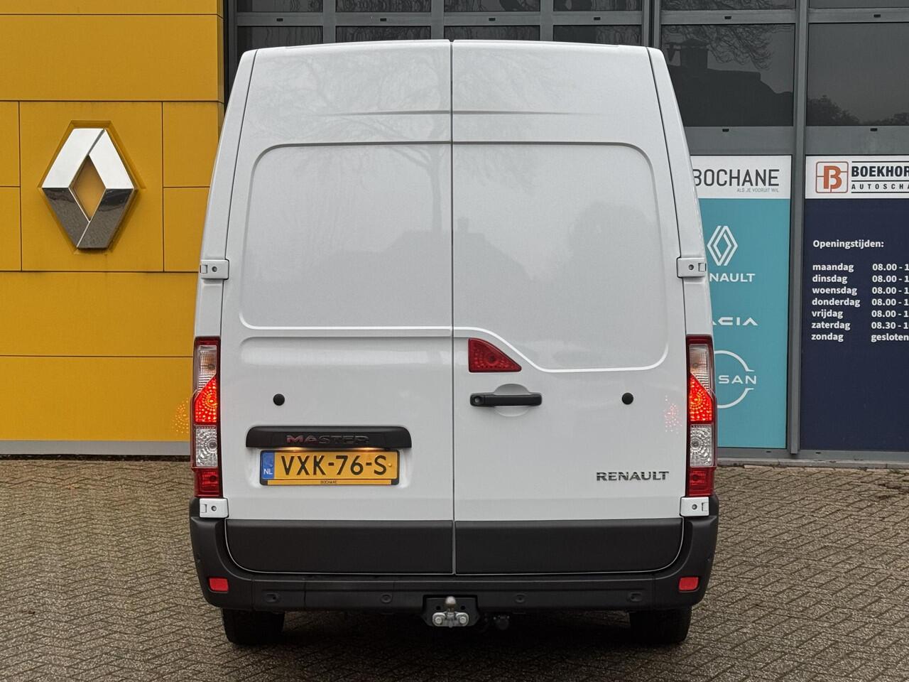 Renault MASTER T35 2.3 dCi 135 L2H2 Work Edition | Navigatie | Trekhaak | Achteruitrijcamera |