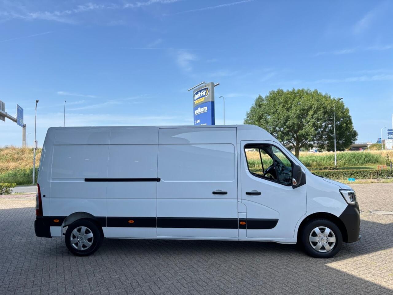 Renault MASTER T35 2.3DCI L3H2 AIRCO NAVI CRUISE PDC 3ZITPL SCHUIFDEUR.