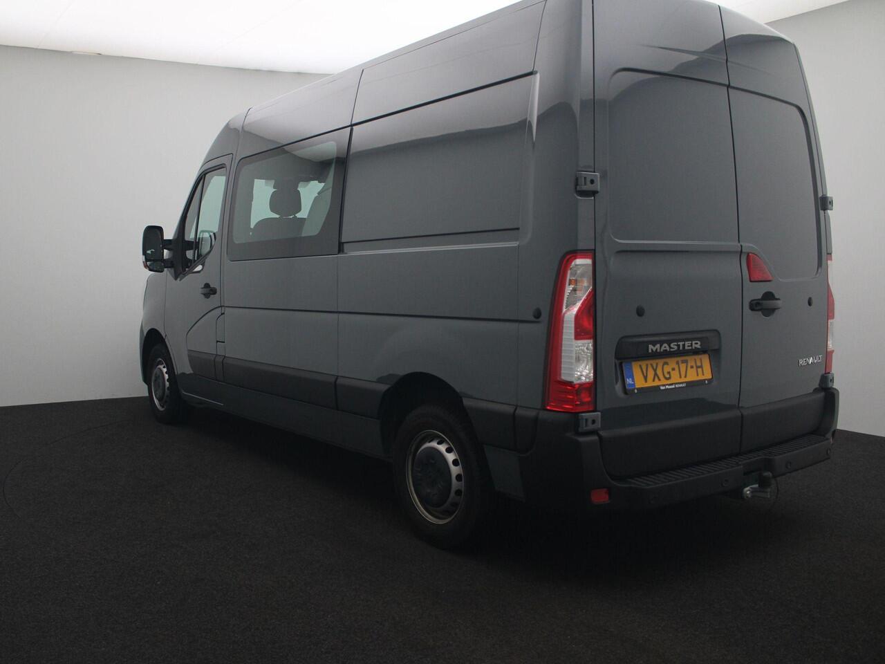 Renault MASTER T35 2.3 dCi 150 L2H2 DC Comfort | Dubbele Cabine| Pack Full Mobile Office | Pack R-link Multimedia DAB | Achteruitrijcamera + parkeersensoren achter | Cruise Control | Dodehoekspiegel in zonneklep bijrijder | Climate Control | Opstap in achterbumper | Tre