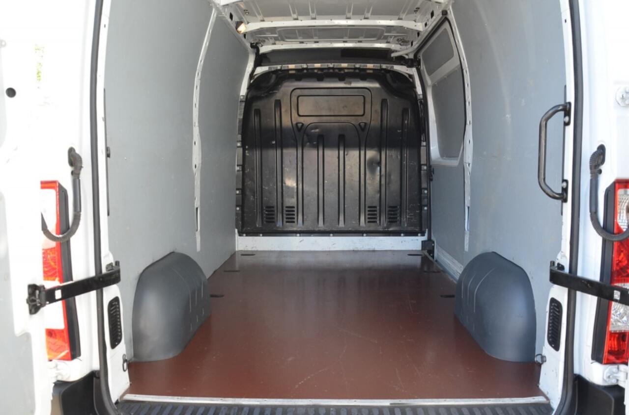 Renault MASTER 2.3 DCI 145pk Nissan Interstar/master L2H2 Airco