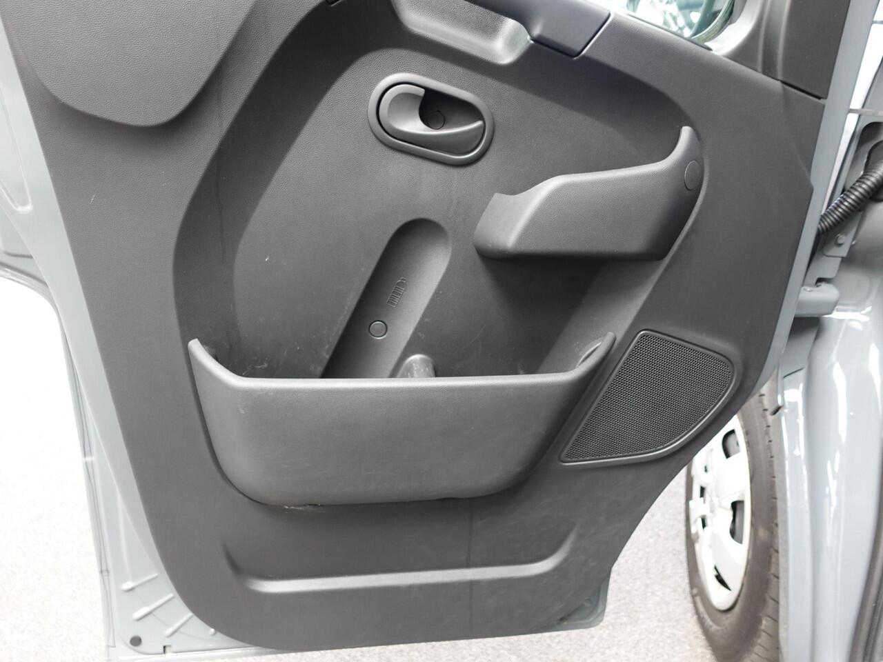 Renault MASTER T35 150PK L2H2 Energy Work Edition Automaat Airco Cruise Camera Navi Parkeersensoren Trekhaak