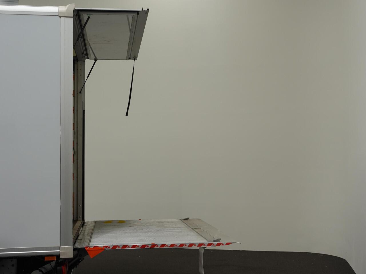 Renault MASTER T35 2.3 dCi 145PK Energy Bakwagen Meubelbak Laadklep Airco Cruise Control