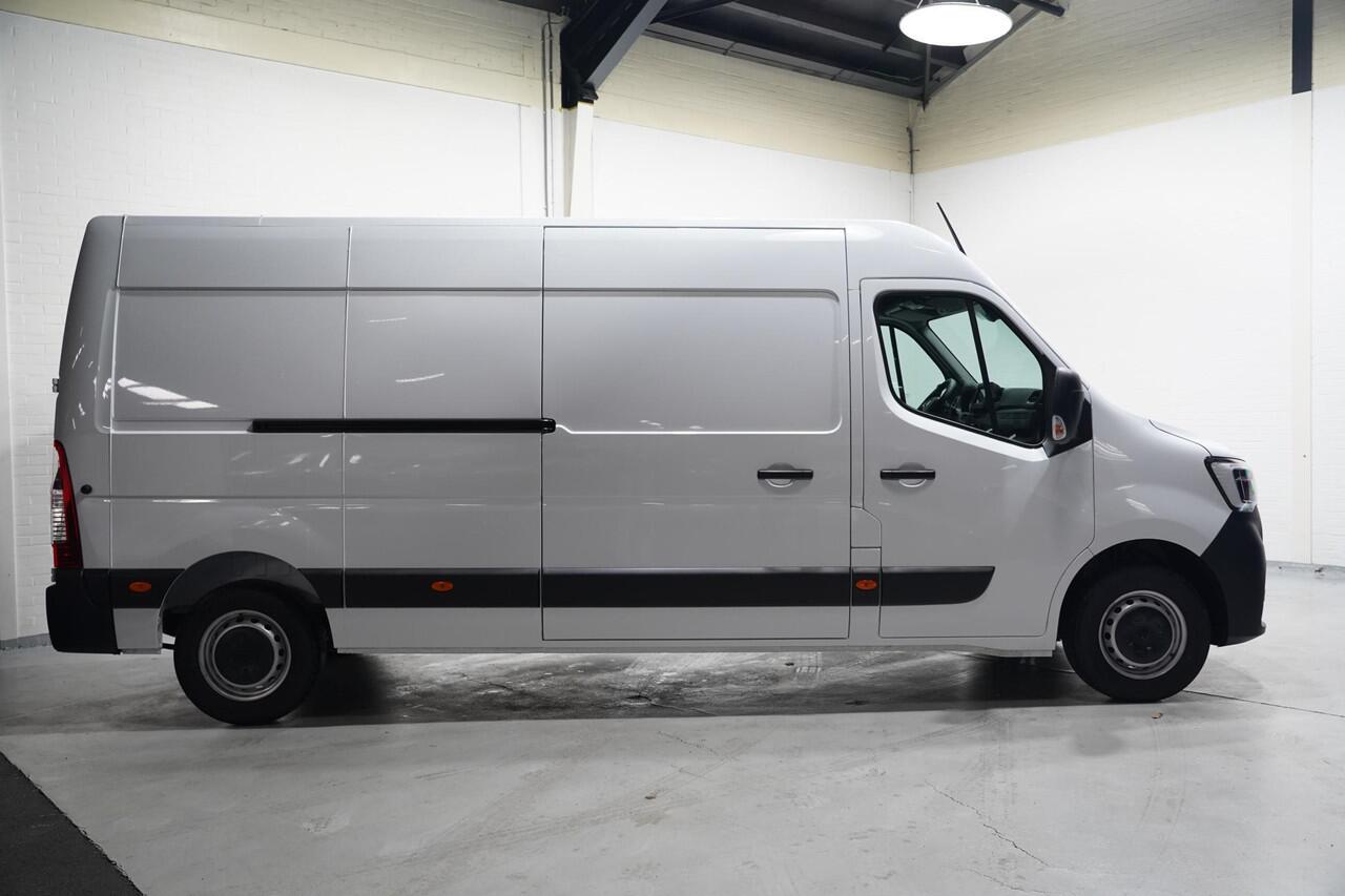 Renault MASTER 2.3 DCI 135 pk L3H2 Navi, Camera v.a. 329,- p/mnd PDC V+A, 270 Graden Deuren, Smartphone Lader, 3-Zits, Nieuw