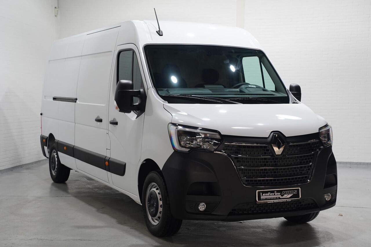 Renault MASTER 2.3 DCI 135 pk L3H2 Navi, Camera v.a. 329,- p/mnd PDC V+A, 270 Graden Deuren, Smartphone Lader, 3-Zits, Nieuw