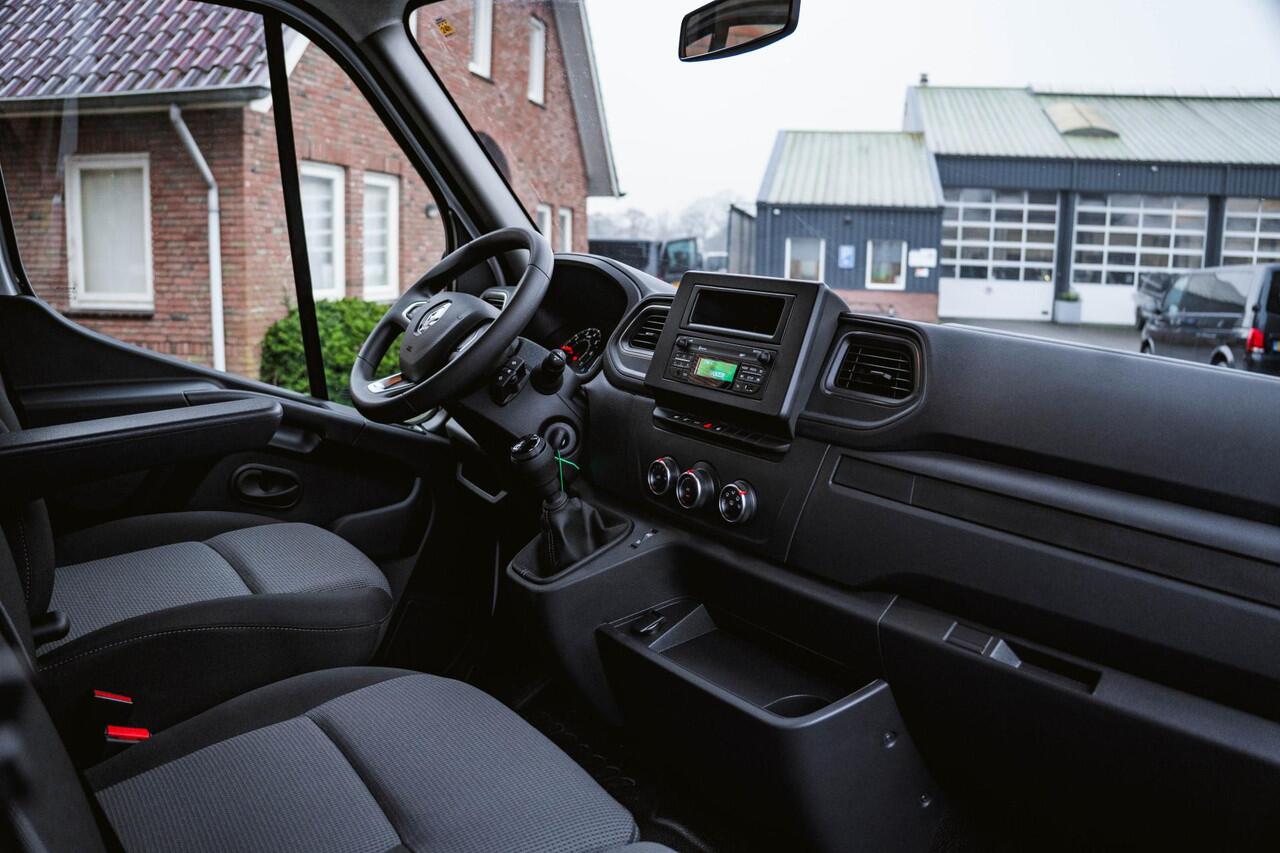 Renault MASTER 2.3 dCi 165 PK Bakwagen met Laadklep en zijdeur Airco | Cruise Control | LxBxH 420x210x232 cm | Nieuw |