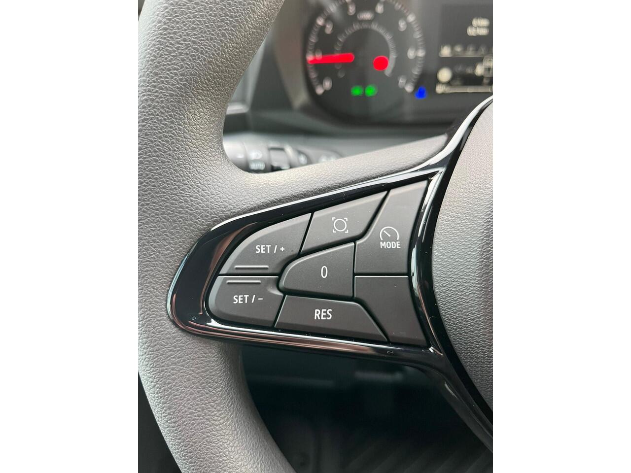 Renault MASTER T35 2.0 dCi 130 L2H2 Advance