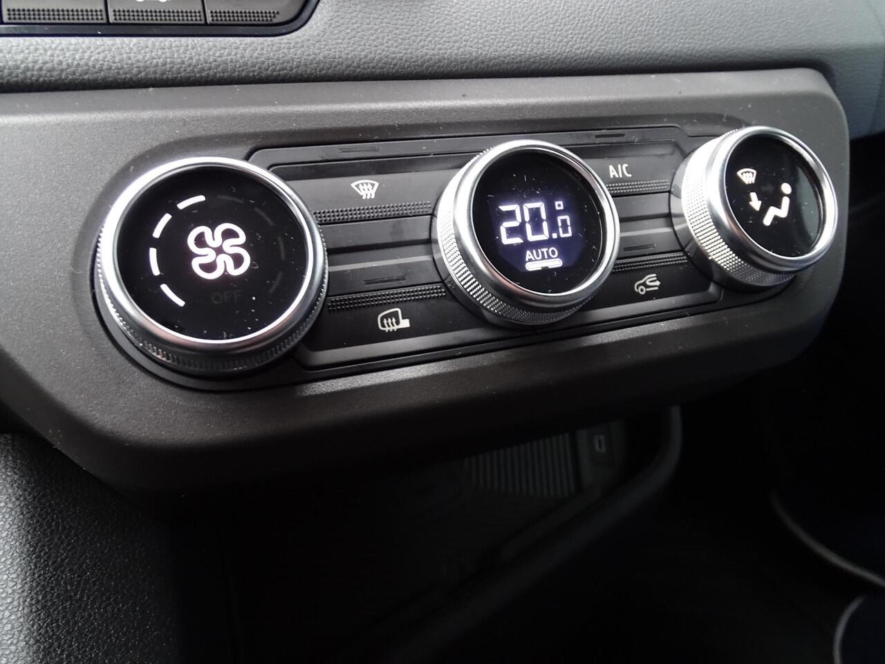 Renault MASTER T35 2.0 dCi 130 L2H2 Advance TREKHAAK / DRAADLOZE TELEFOONLADER / APPLE CARPLAY & ANDROID AUTO