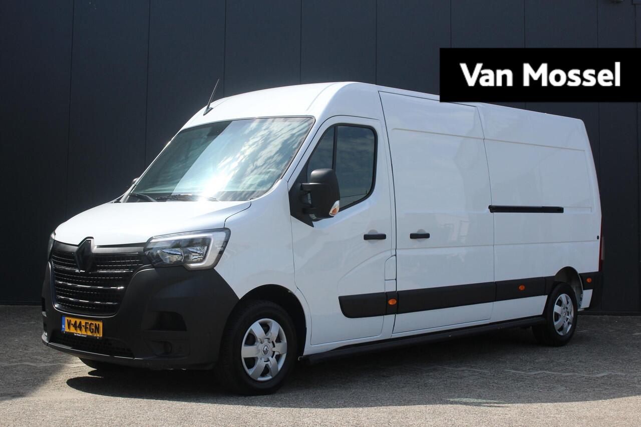 Renault MASTER T35 2.3 dCi 180Pk L3H2 Energy Work Edition | Navigatie | Parkeersensoren & Camera | Side Bars | Betimmering | Airco | Cruise Control | Schuifdeur Links & Rechts | Black Edition | Trekhaak |