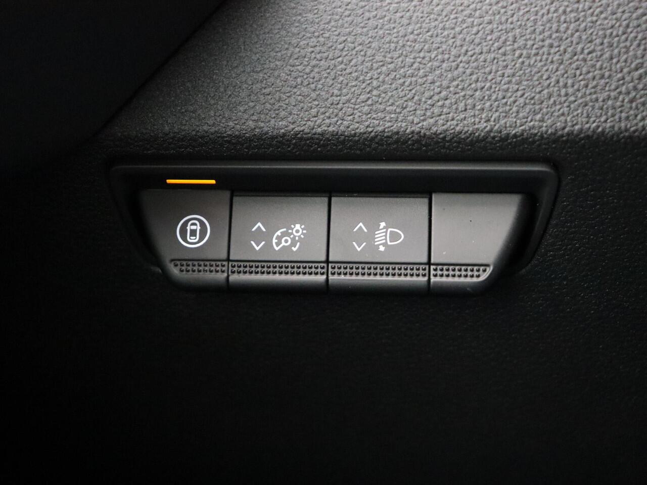 Renault MASTER T35 2.0 dCi 150 L2H2 Advance | Laadruimtepakket | Parkeersensoren rondom | Achteruitrijcamera | Navigatiesysteem |