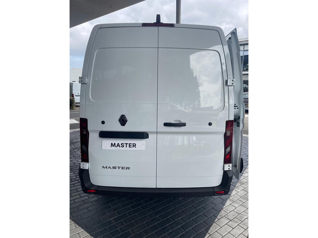 Renault MASTER T35 2.0 dCi 150 L2H2 Advance VOORRAADMODEL ZONDER BPM!!