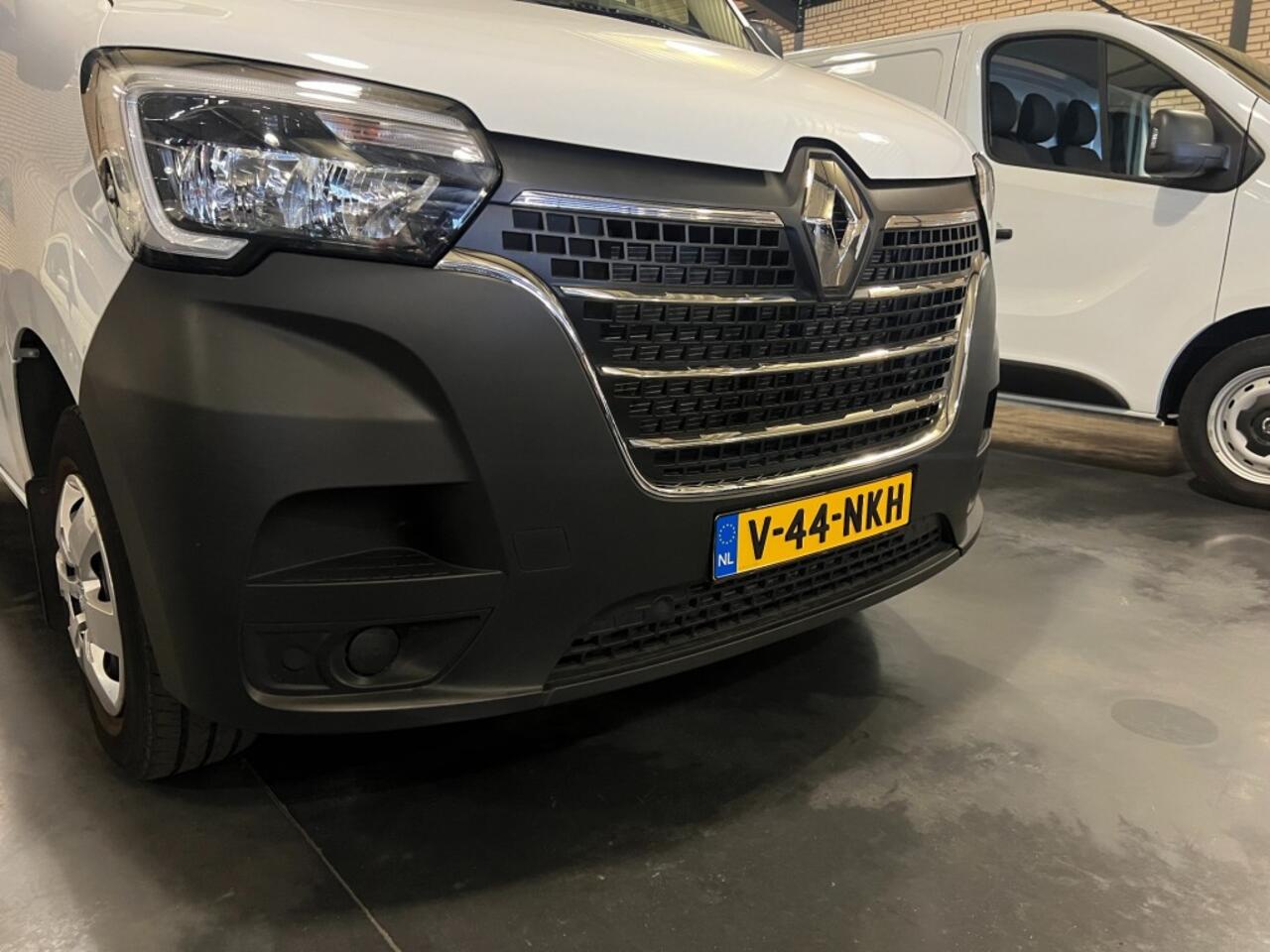 Renault MASTER T352.0DCIL2H2 START