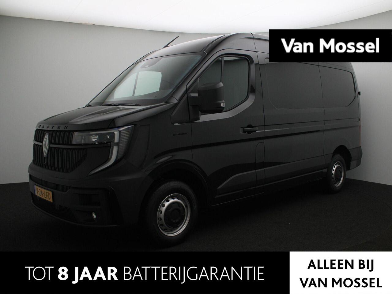 Renault MASTER E-Tech T35 L2H2 Advance long range 87 kWh | Black Edition | Climate Control | Cruise Control | Navigatie | Parkeersensoren v+a & Achteruitrijcamera | Trekhaak |