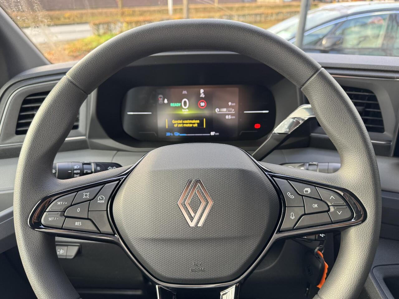 Renault MASTER E-Tech T35 L3H2 Advance long range 87 kWh ** KOERIERS-SPECIFICATIES | achterdeuren 270-graden te openen | bijrijdersstoel | parkeerpakket **