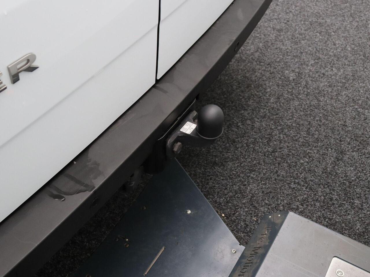 Renault MASTER E-Tech T35 L2H2 Advance long range 87 kWh | Achterdeuren met ramen | Laadruimtebetimmering | Achteruitrijcamera | Elek. verwarmbaar voorruit | Vierseizoenbanden |