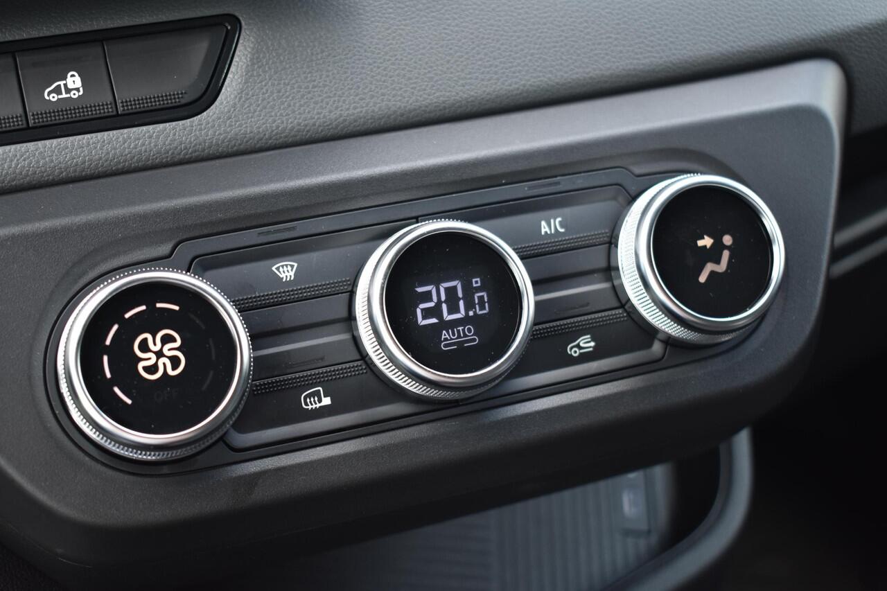 Renault MASTER E-Tech T35 L2H2 Advance long range 87 kWh 140PK Long range| Trekhaak | Comf stoel pas | 4 Seizoenbanden | Navigatie (google) | Achteruitrijcamera |