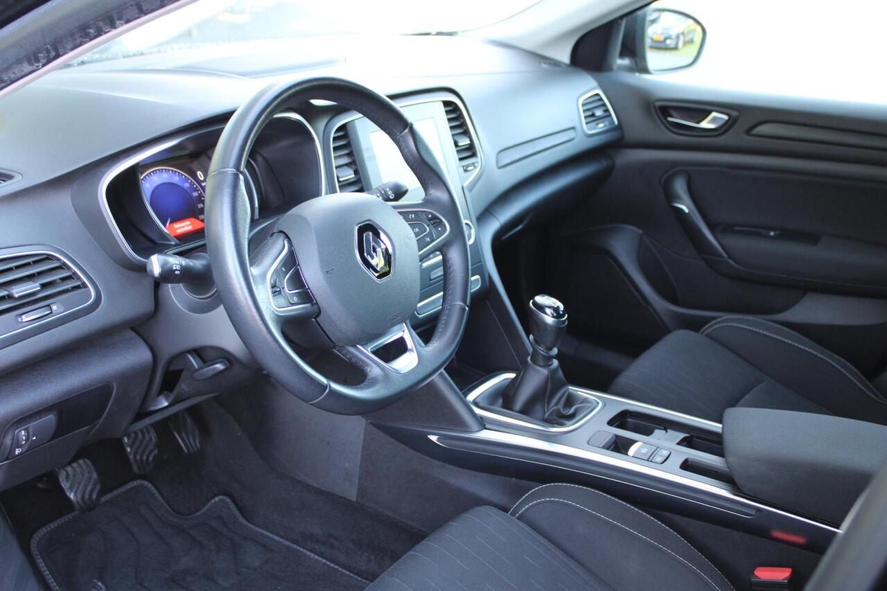 Renault MEGANE Estate 1.3 TCe Limited | PARKEERSENSOREN | AIRCONDITIONING | CRUISE CONTROL | APPLE CARPLAY & ANDROID AUTO
