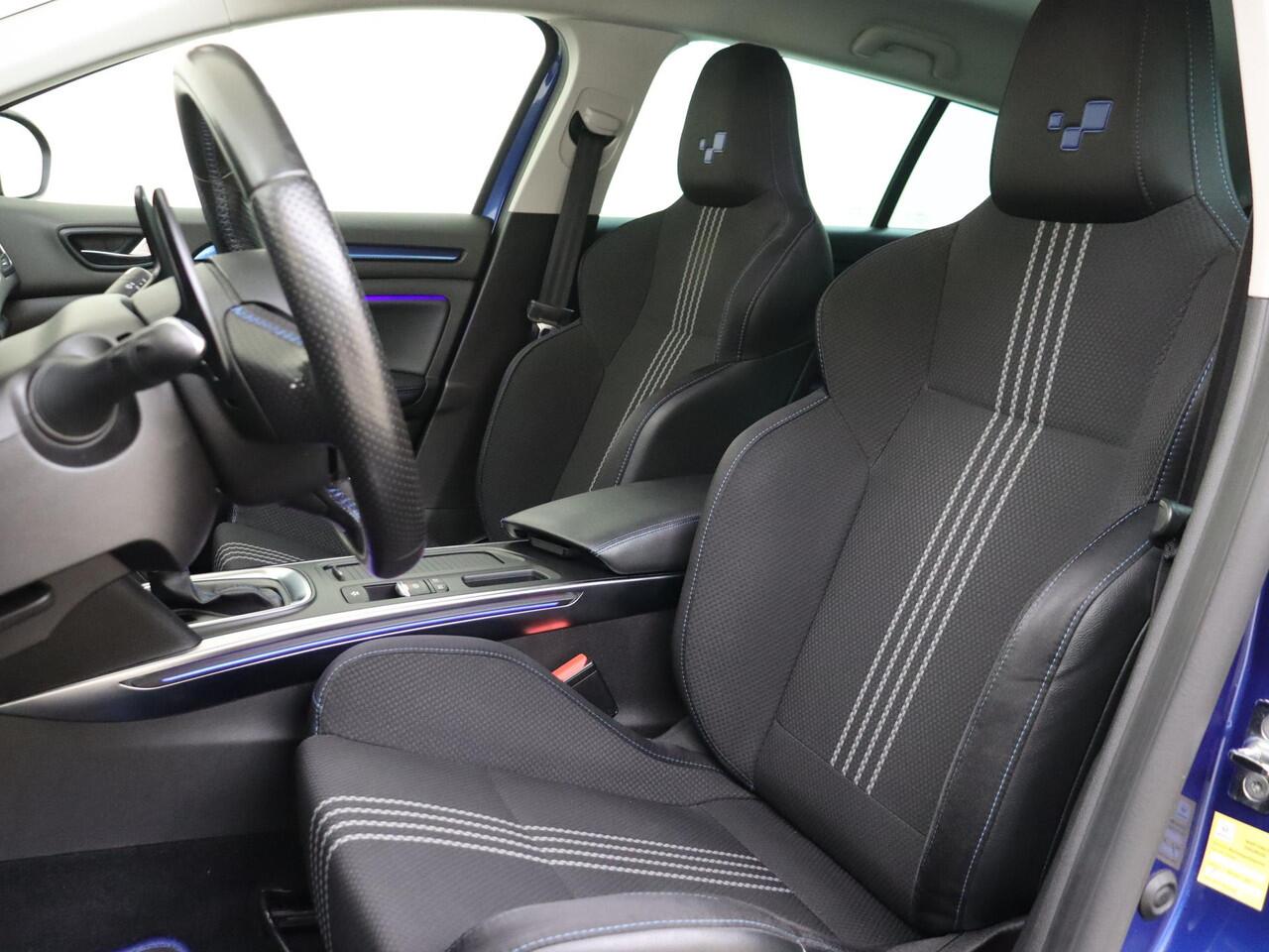 Renault MEGANE Estate 1.6 TCe GT | 205PK | Automaat | Bluetooth | Airco | Apple Carplay & Android Auto | Cruise Control | Led koplampen | lichtmetalen velgen 17