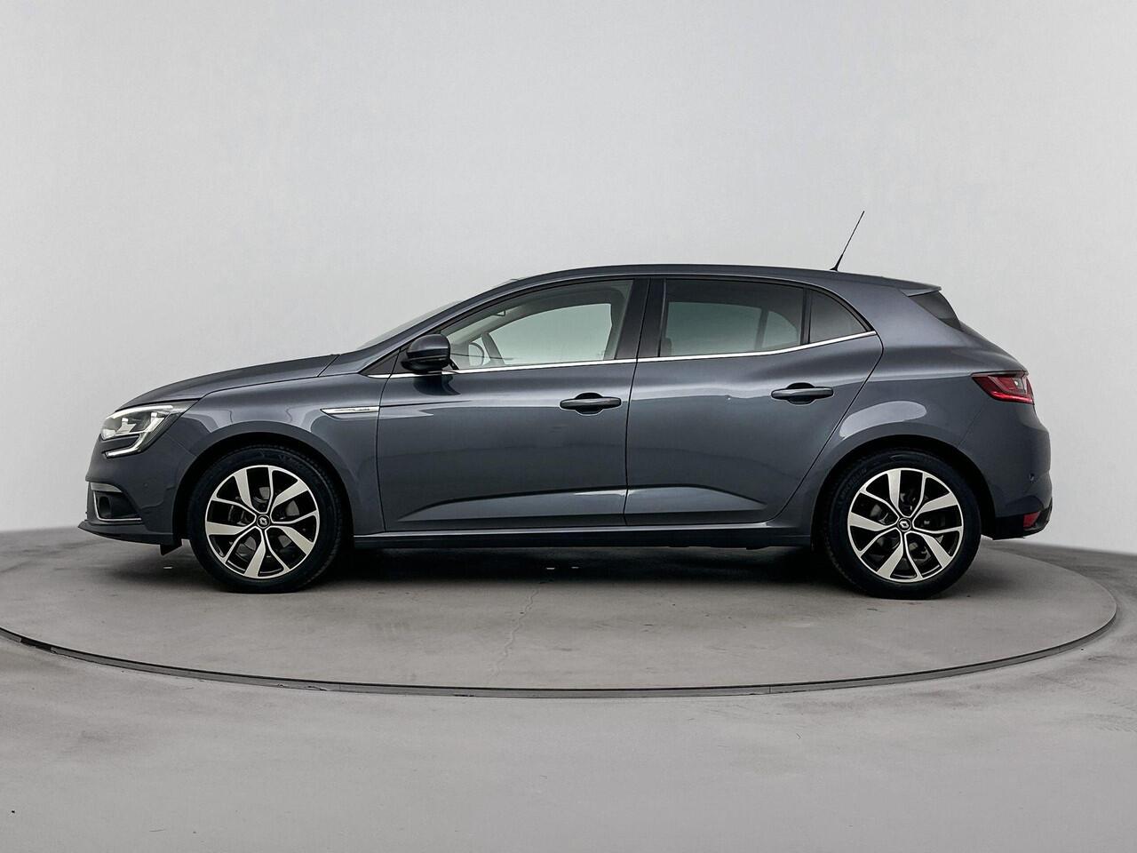 Renault MEGANE 1.3 TCe Bose 140PK | Navigatie | Climate Control | Apple Carplay/Android Auto | Achteruitrijcamera | Incl. winterbanden op velgen