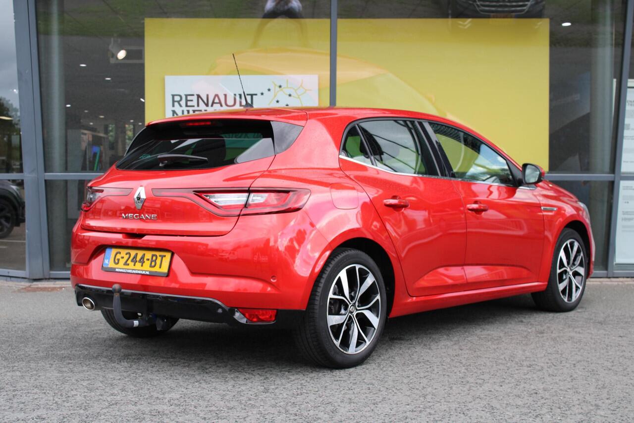 Renault MEGANE 1.3 TCe Bose | TREKHAAK | BLIND SPOT | CAMERA | PARKEERSENSOREN | CLIMATE CONTROL | CRUISE CONTROL | APPLE CARPLAY
