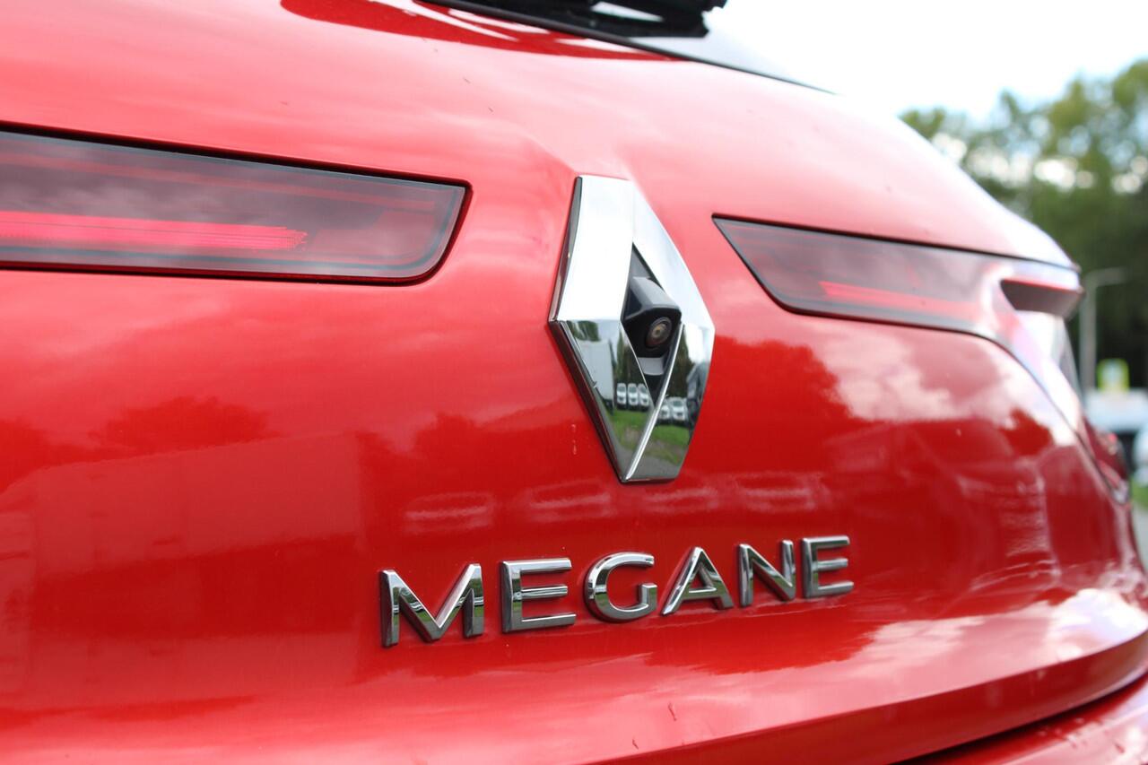 Renault MEGANE 1.3 TCe Bose | TREKHAAK | BLIND SPOT | CAMERA | PARKEERSENSOREN | CLIMATE CONTROL | CRUISE CONTROL | APPLE CARPLAY