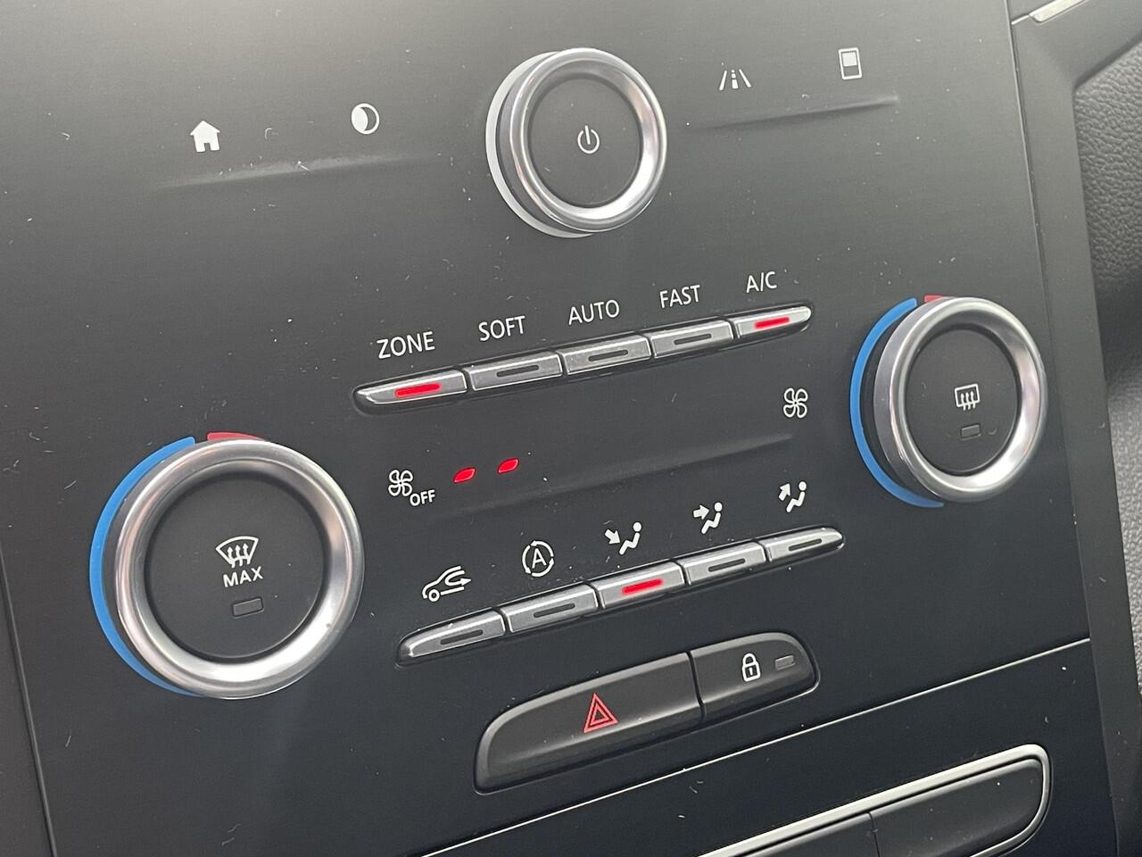 Renault MEGANE Estate 1.3 TCe Limited | Navigatie | Climate control |