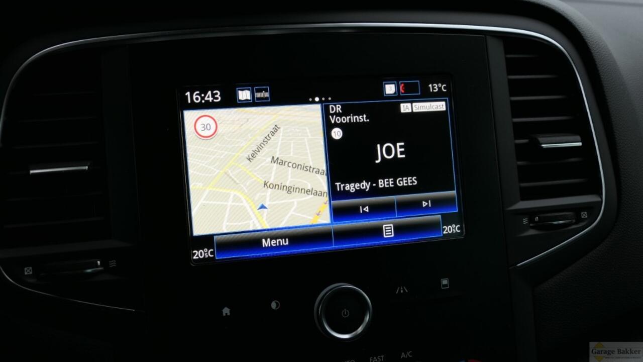 Renault MEGANE Estate TCe 140 Limited