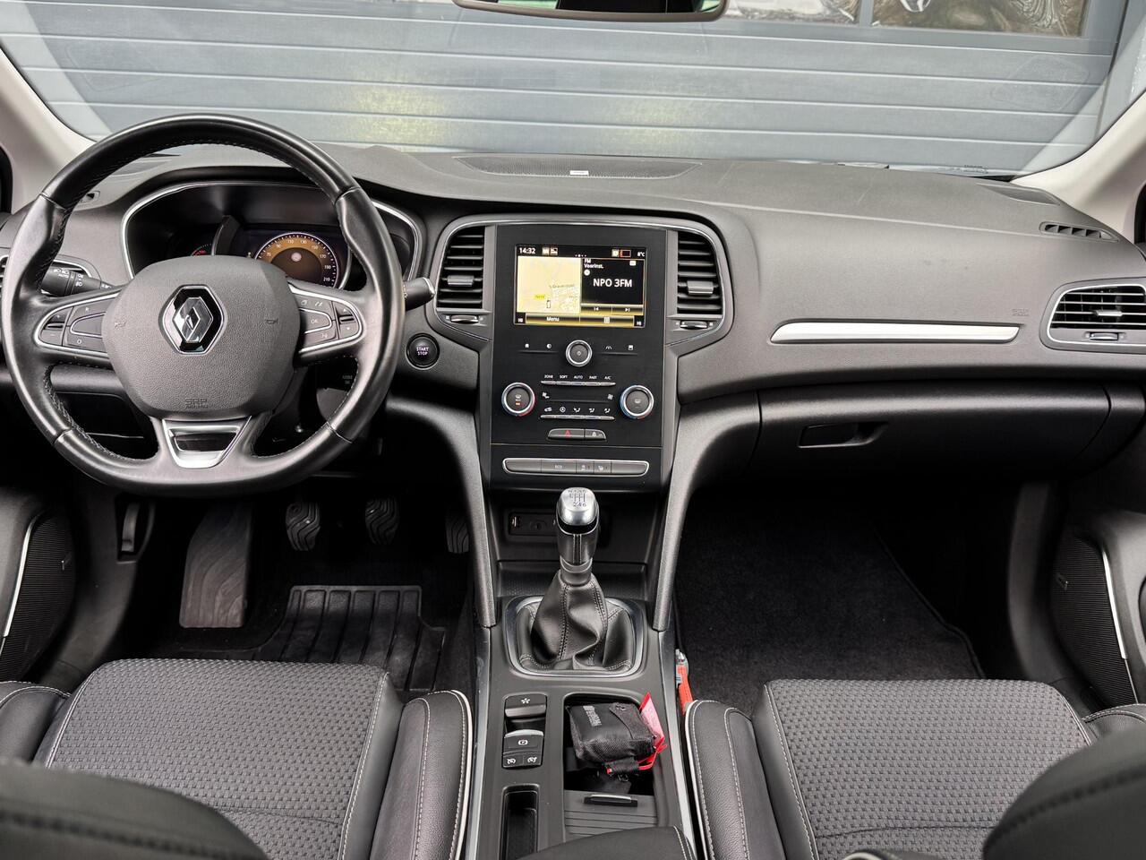 Renault MEGANE ESTATE 1.3 TCE BOSE I CLIMATE CONTROL I CRUISE CONTROL I NAVIGATIE I APPLE CARPLAY