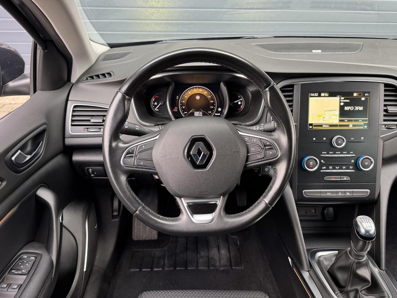 Renault MEGANE ESTATE 1.3 TCE BOSE I CLIMATE CONTROL I CRUISE CONTROL I NAVIGATIE I APPLE CARPLAY
