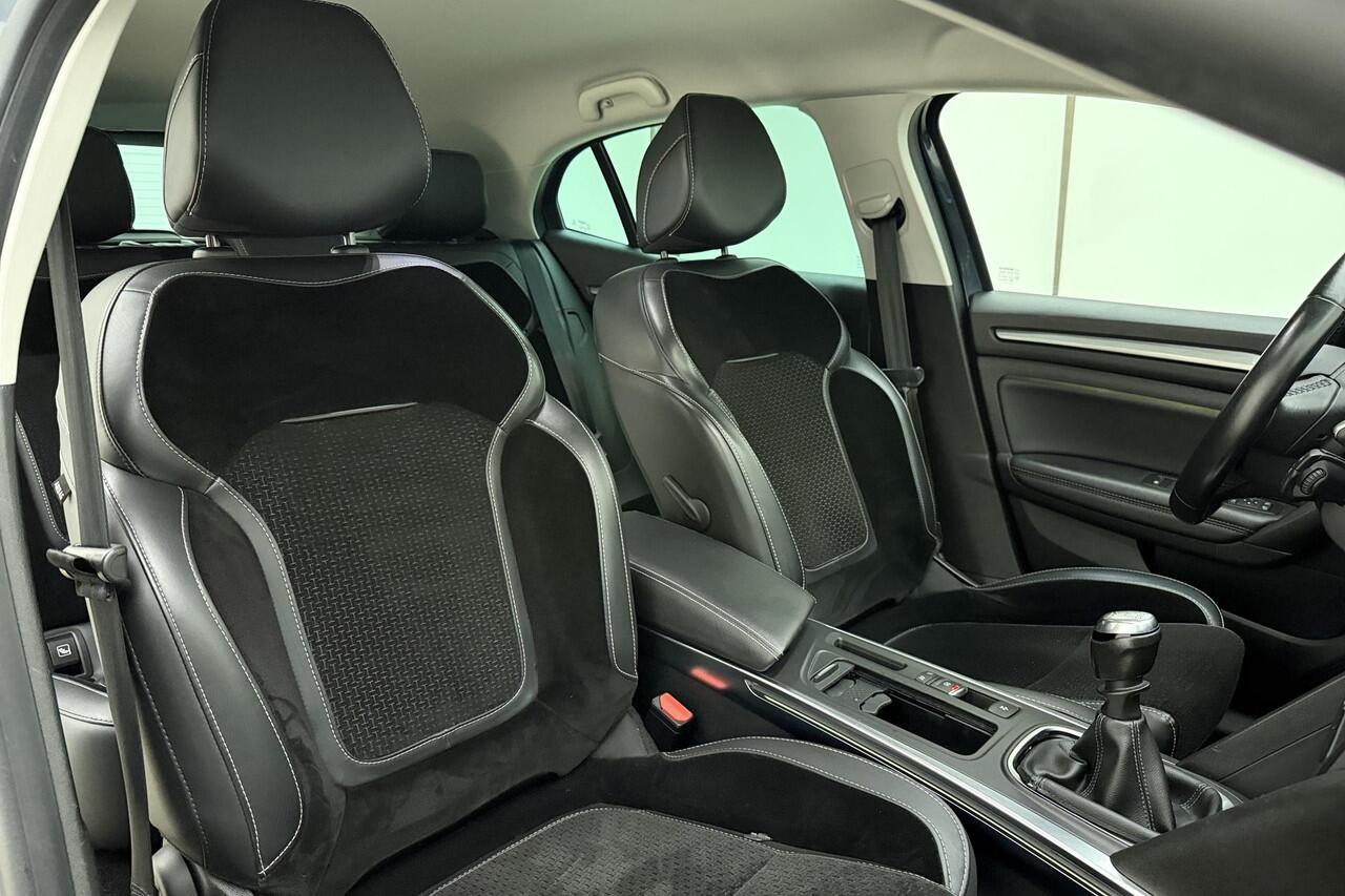 Renault MEGANE 1.3 TCe GT-Line | Navigatie | Apple Carplay/Android Auto | Climate & Cruise Control | Keyless Entry | LED koplampen | LM-velgen