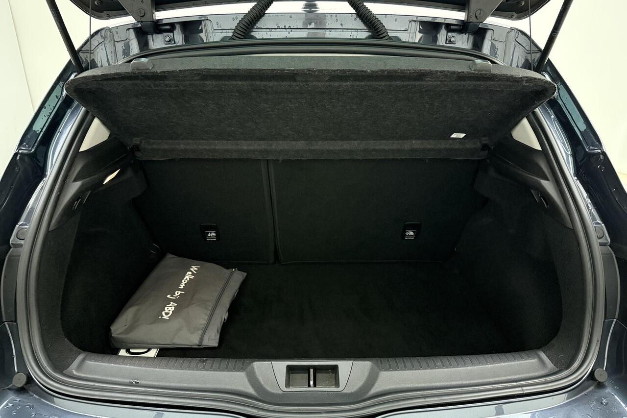 Renault MEGANE 1.3 TCe GT-Line | Navigatie | Apple Carplay/Android Auto | Climate & Cruise Control | Keyless Entry | LED koplampen | LM-velgen