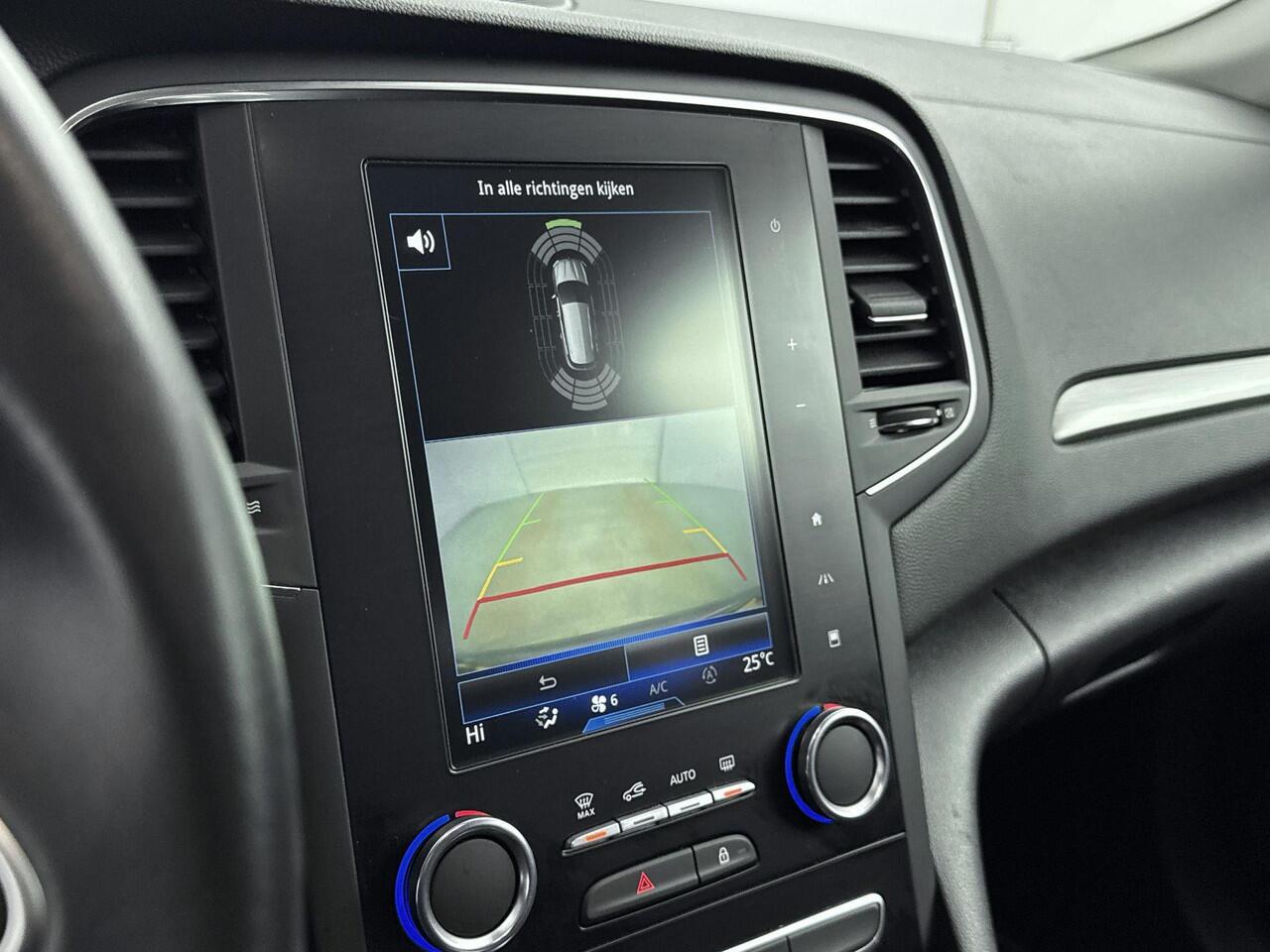 Renault MEGANE Estate 1.3 TCe 115Pk Limited | Airco | Parkeersensoren | Navigatie | Apple Carplay/Android Auto | Full LED | Bluetooth Carkit |