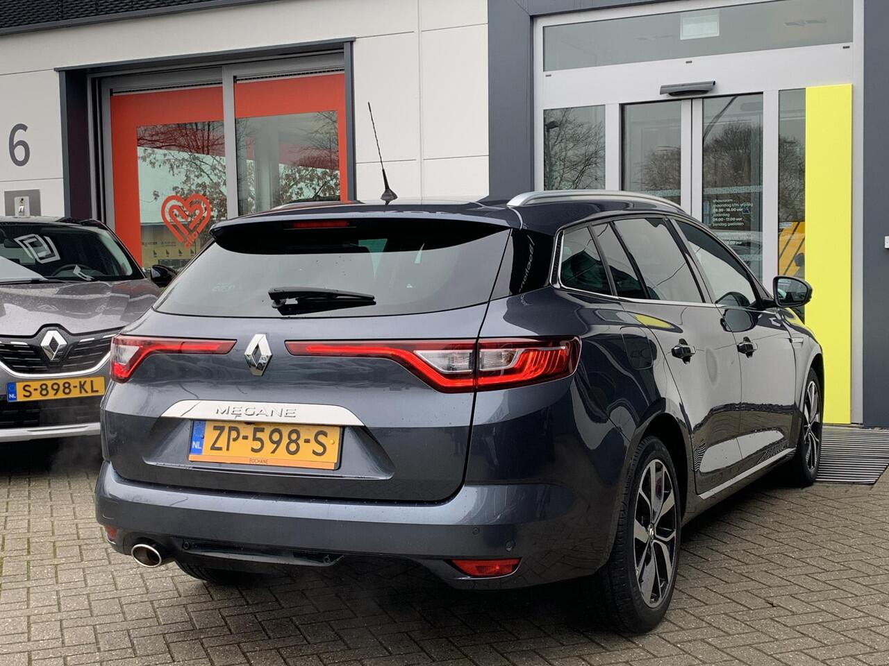 Renault MEGANE Estate 1.3 TCe Bose | Automaat | dodehoekdetectie
