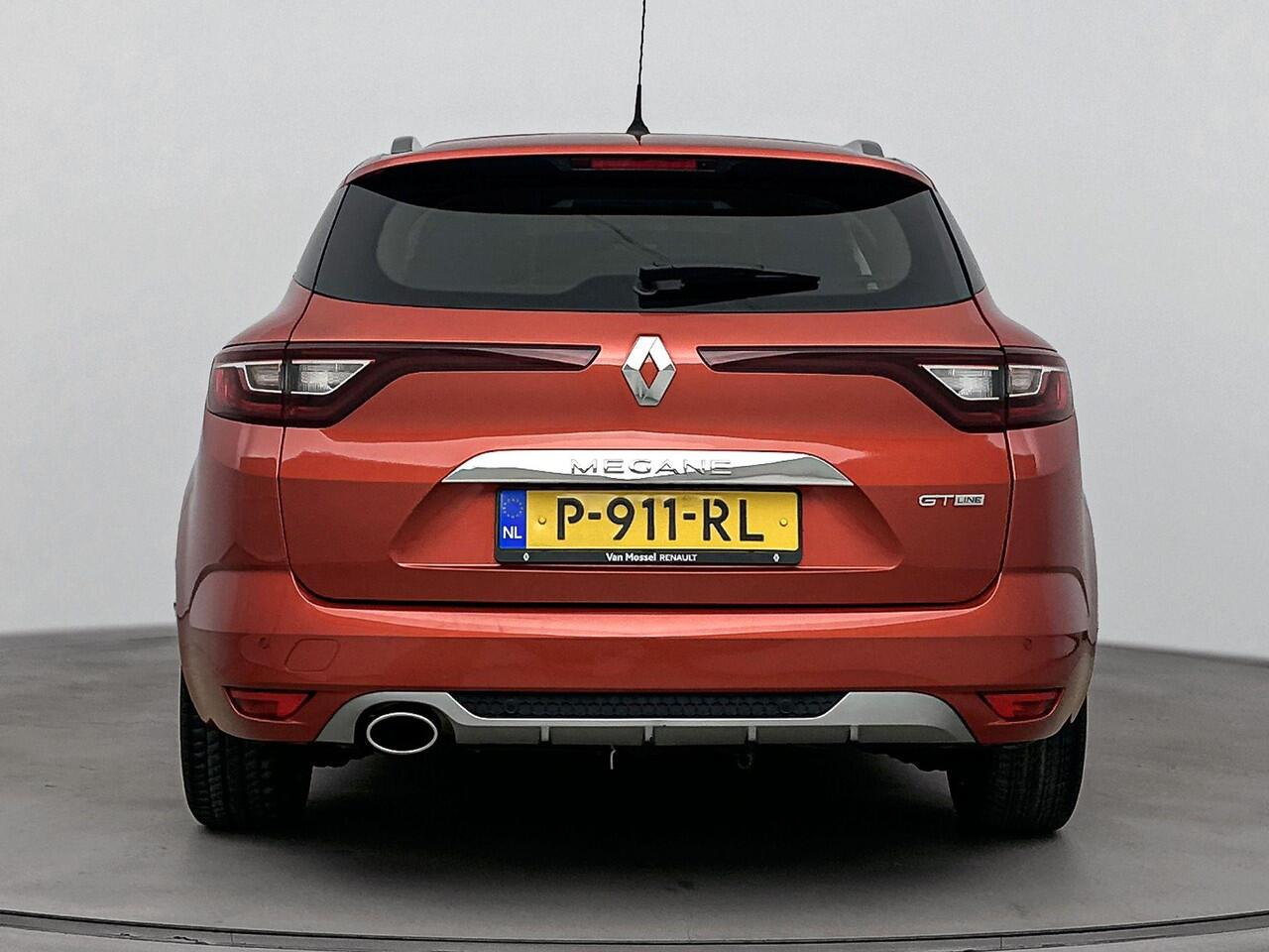 Renault MEGANE Estate 1.3 TCe GT-Line | Cruise Control | Trekhaak afneembaar | Achteruitrijcamera & Parkeersensoren | Airco | Apple Carplay/Android Auto |