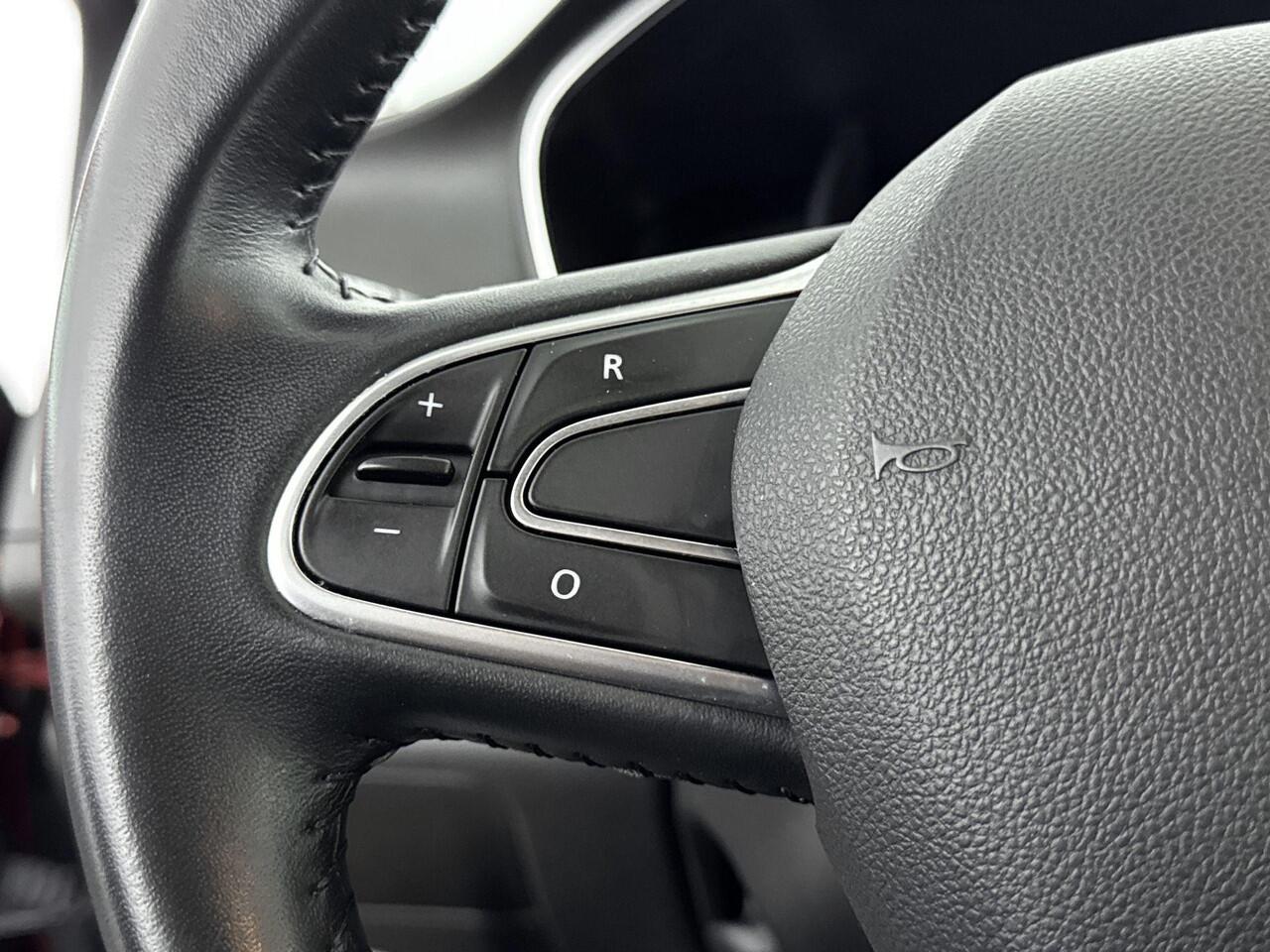 Renault MEGANE Estate 1.3 TCe GT-Line | Cruise Control | Trekhaak afneembaar | Achteruitrijcamera & Parkeersensoren | Airco | Apple Carplay/Android Auto |