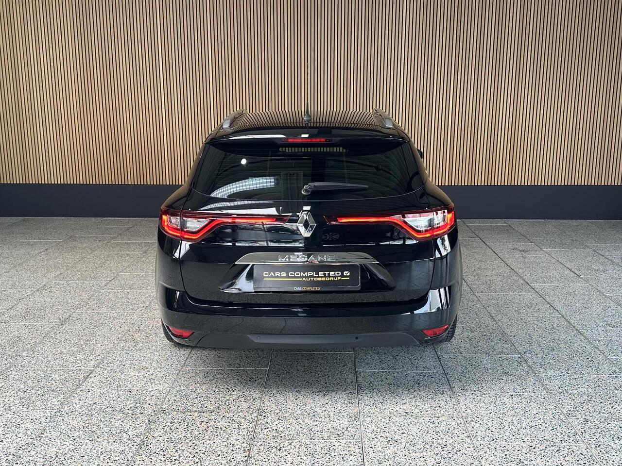 Renault MEGANE Estate 1.3 TCe Limited Stoelverwarming | Camera | Cruise controle