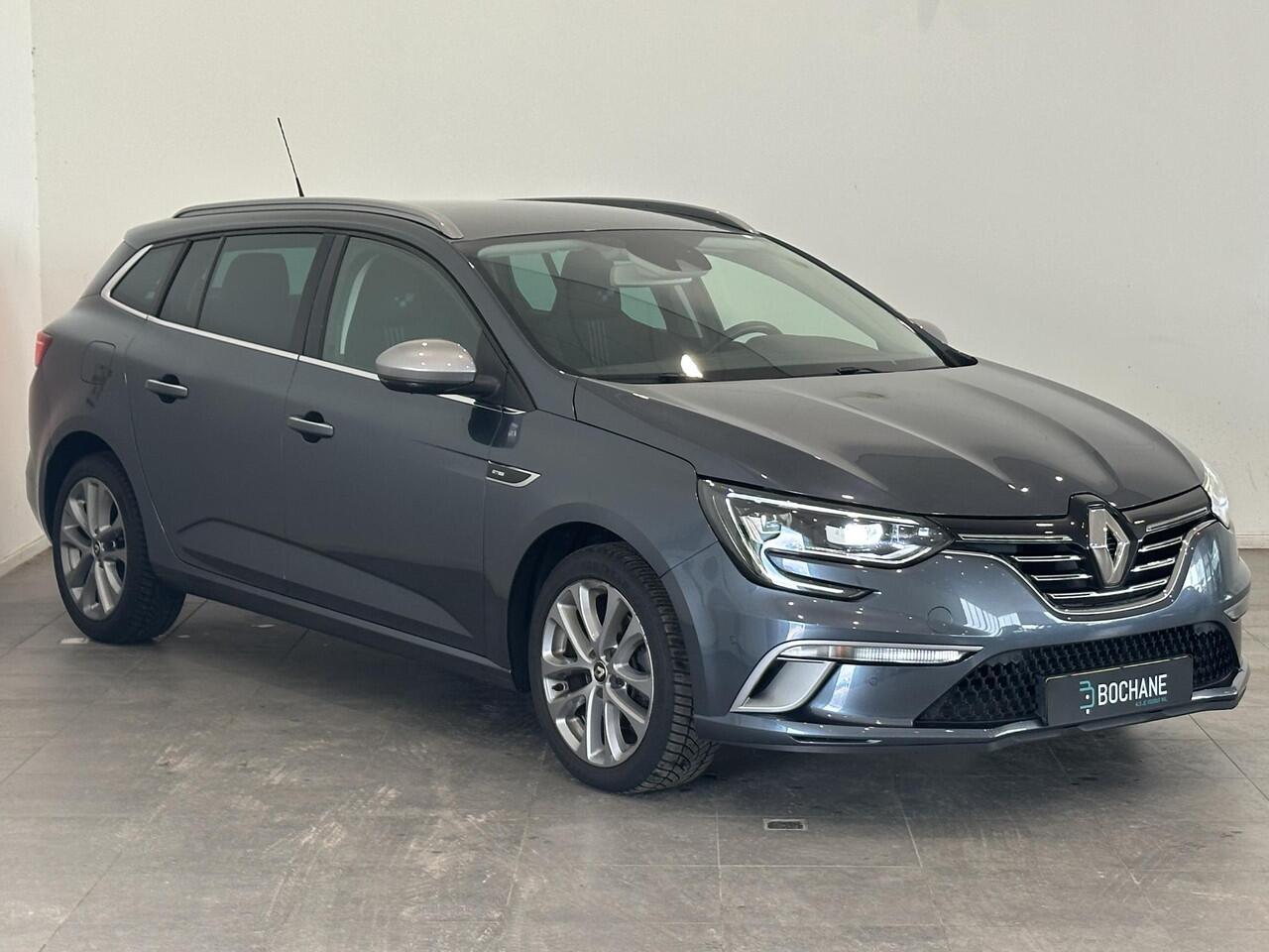 Renault MEGANE Estate 1.3 TCe 160 EDC GT-Line | Parkeersensoren voor, zij, achter en achteruitrijcamera | Apple Carplay/Android Auto