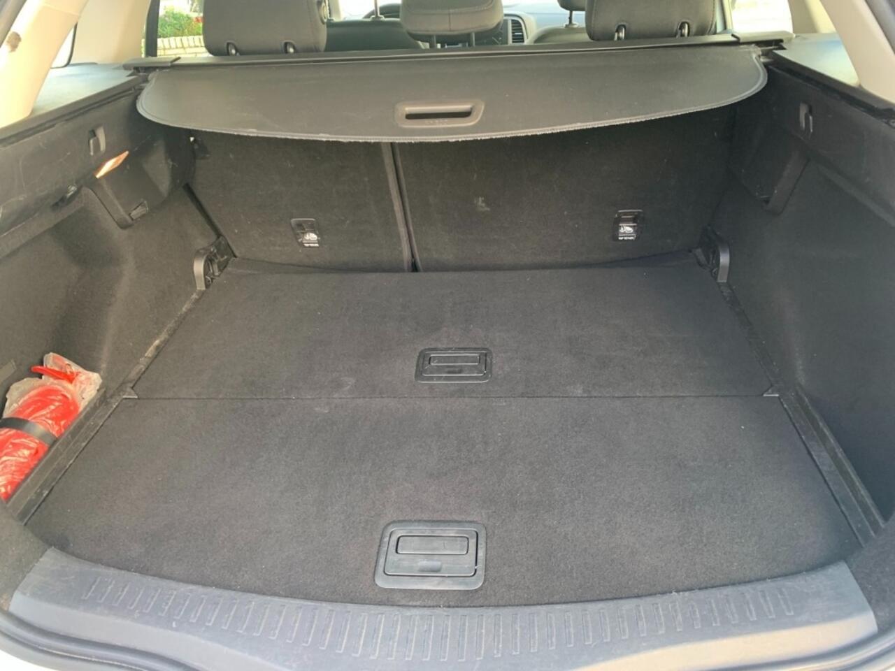 Renault MEGANE 1.3 TCE ZEN, Cruise control, Navigatie,Airco, All-in prijs inclusief apk en afleverbeurt!