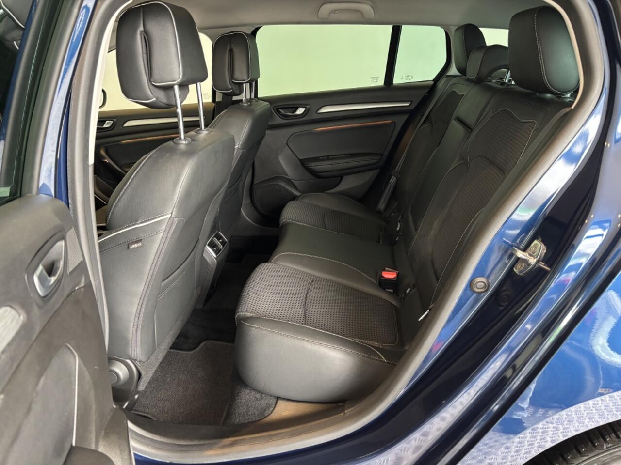 Renault MEGANE 1.3 TCe 140 Bose Trekhaak 1700kg trekvermogen