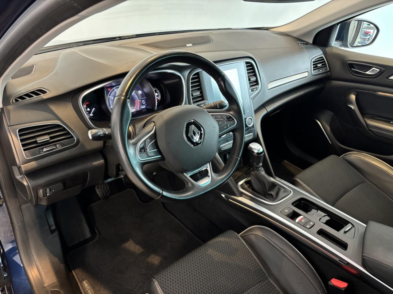 Renault MEGANE 1.3 TCe 140 Bose Trekhaak 1700kg trekvermogen