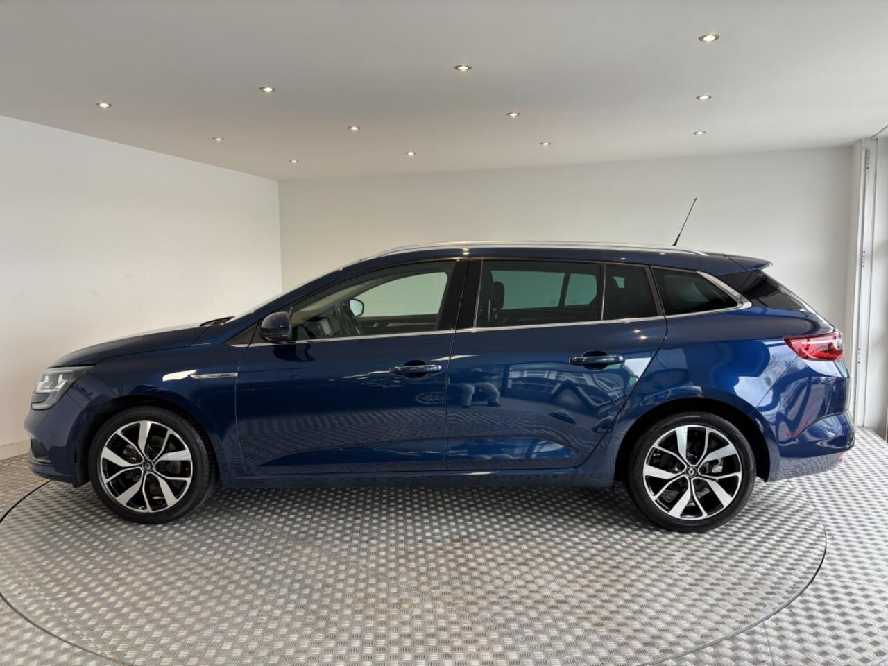 Renault MEGANE 1.3 TCe 140 Bose Trekhaak 1700kg trekvermogen