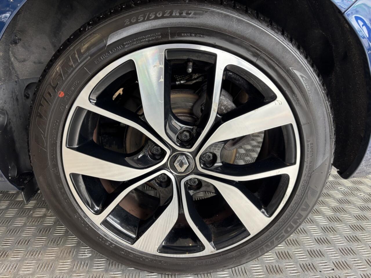 Renault MEGANE 1.3 TCe 140 Bose Trekhaak 1700kg trekvermogen