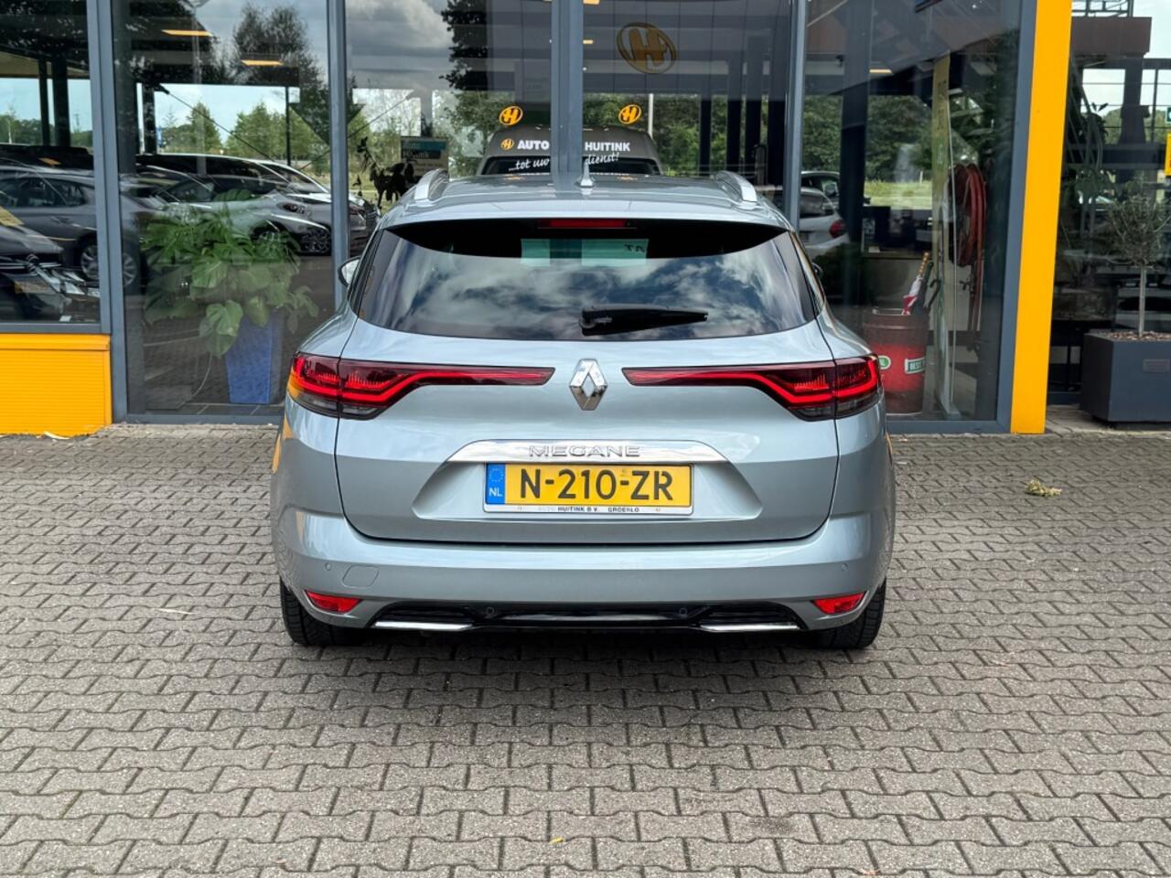 Renault MEGANE Estate 1.6 Plug-In Hybrid Intens