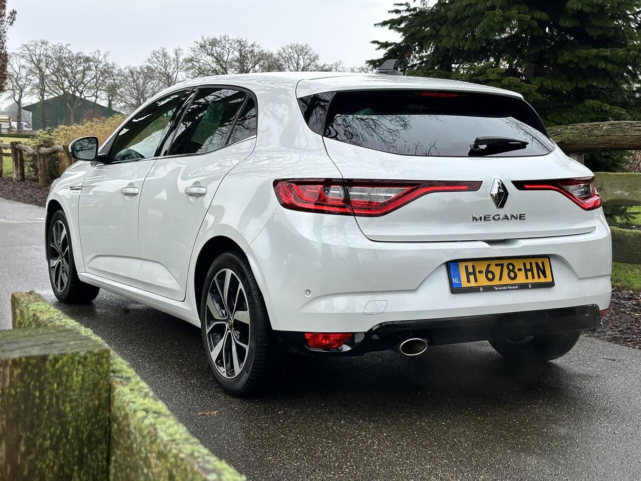 Renault MEGANE 1.3 TCe Bose