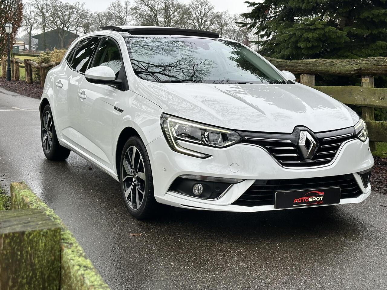 Renault MEGANE 1.3 TCe Bose