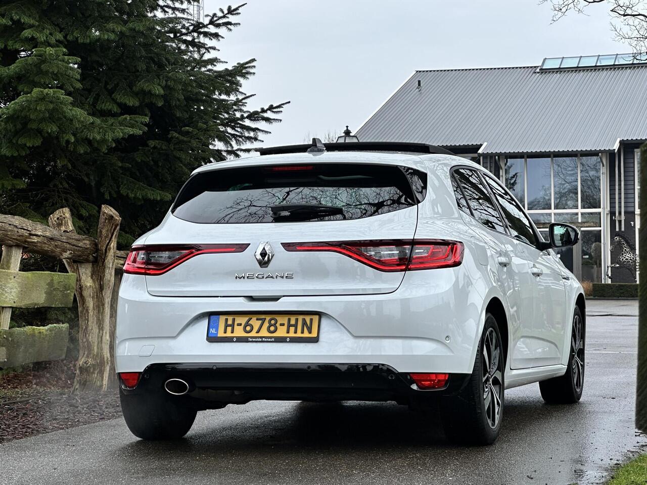 Renault MEGANE 1.3 TCe Bose