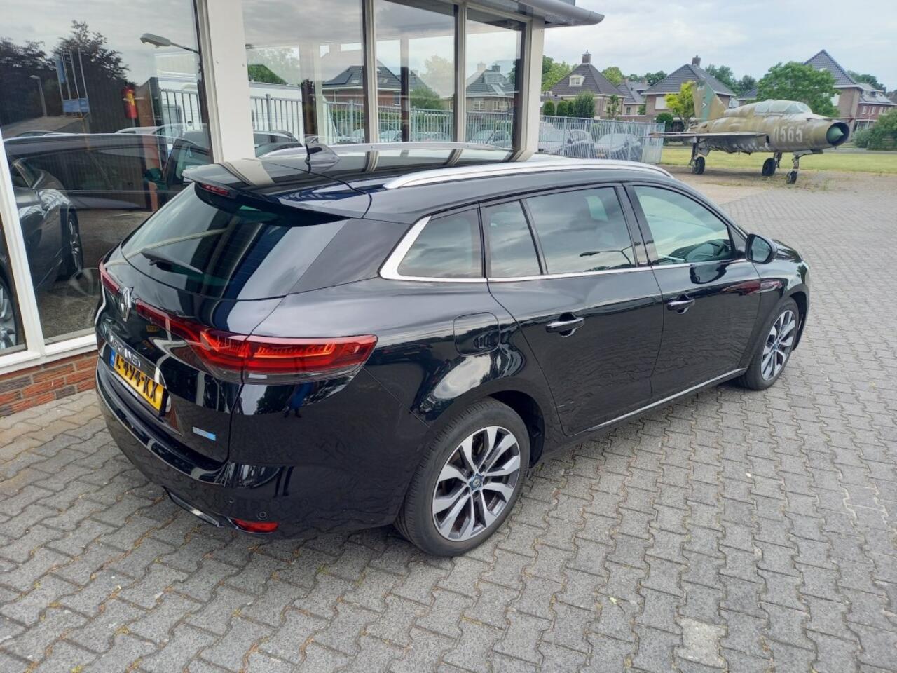 Renault MEGANE 1.6 E-Tech PHEV Edition One