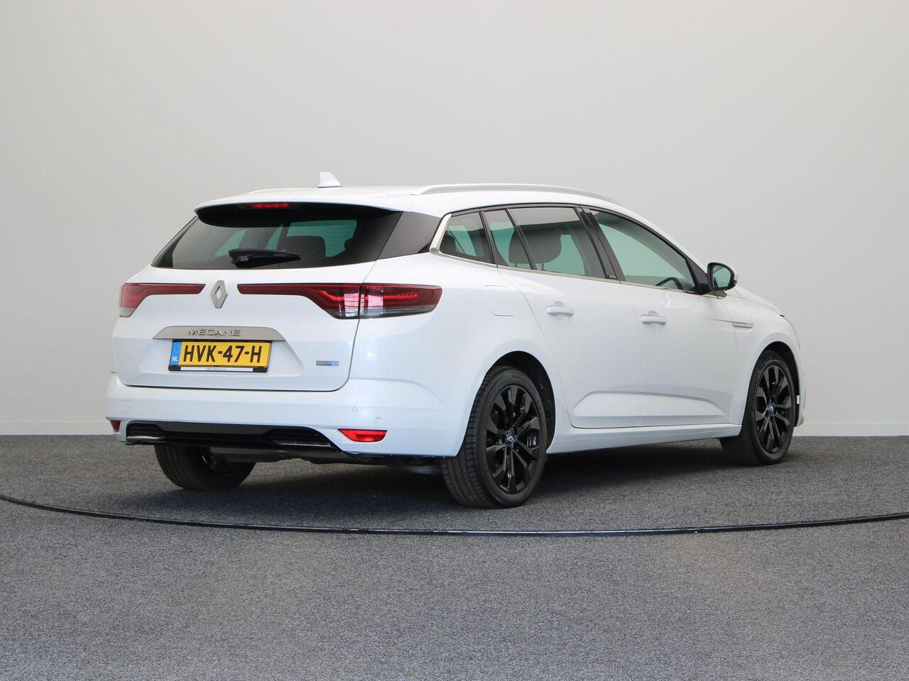 Renault MEGANE Estate 160pk Plug-In Hybrid 160pk Intens | 94% Accu score | Parkeersensoren rondom | Achteruitrijcamera | Climate control |