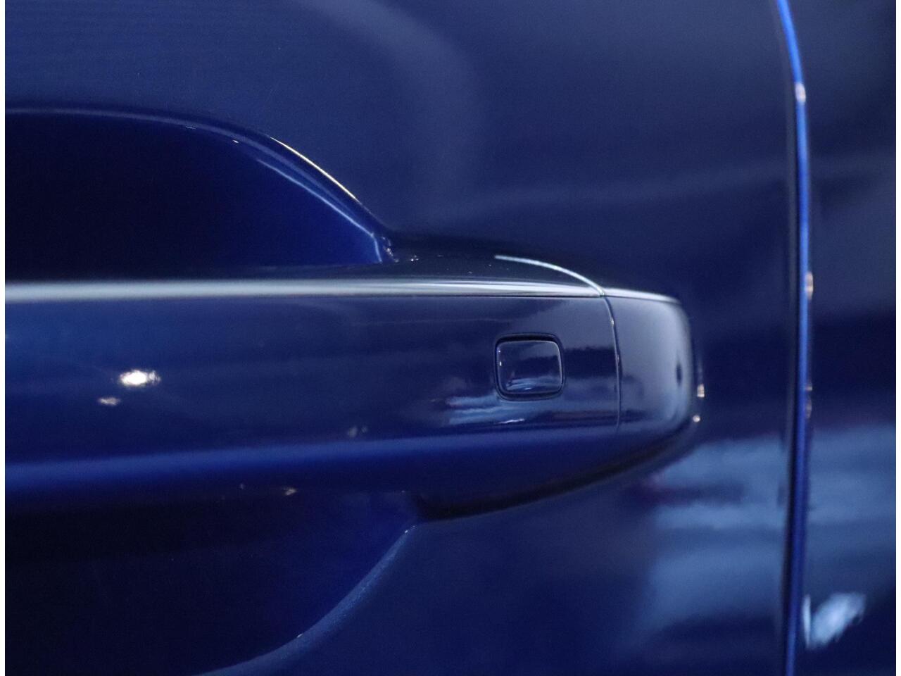 Renault MEGANE Estate 1.3 TCe 140 EDC Intens Clima | Navi | PDC | Lichtmetalen velgen 16" | Trekhaak |